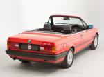 BMW 318i Convertible 1990 года (UK)